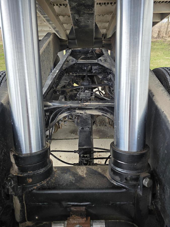 Used 2006 International 7600