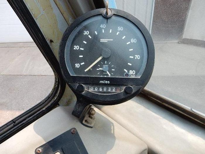 Used 1998 Johnston V-4000