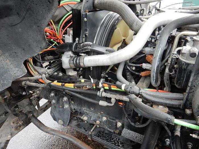 Used 2009 GMC T-7500