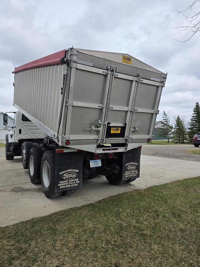 Used 2006 International 7600