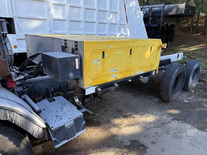 Used 2012 Mack LEU633