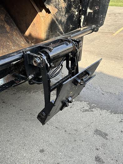 Used 25yd. New Way Magnum Rear Loader Body