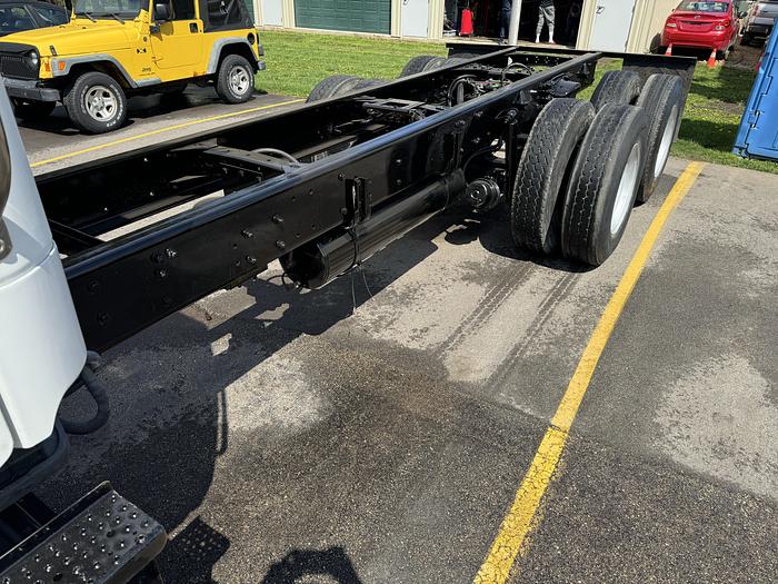 Used 2007 Freightliner M2-106