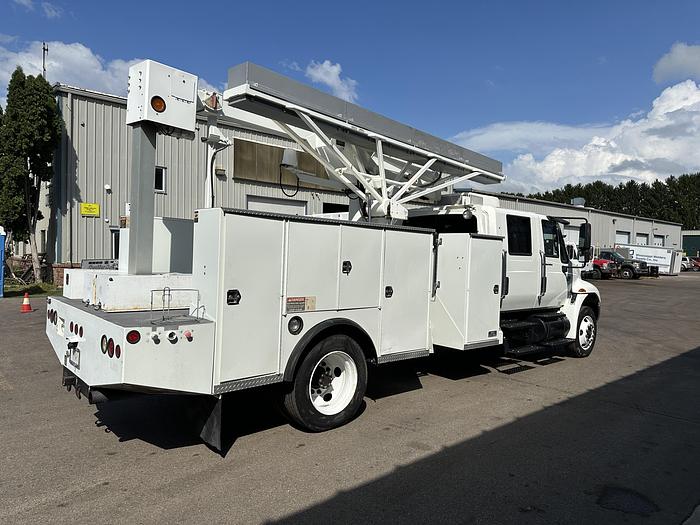 Used 2004-2005 International 4300