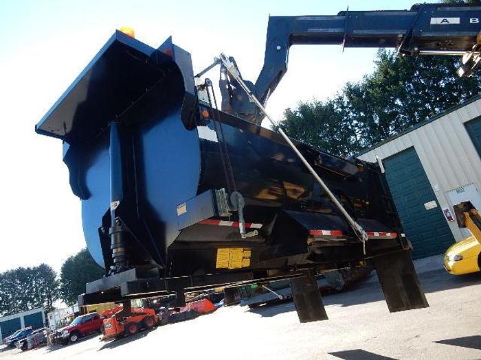 Used 14' Kybato AR-500 Gravel Box & Hoist