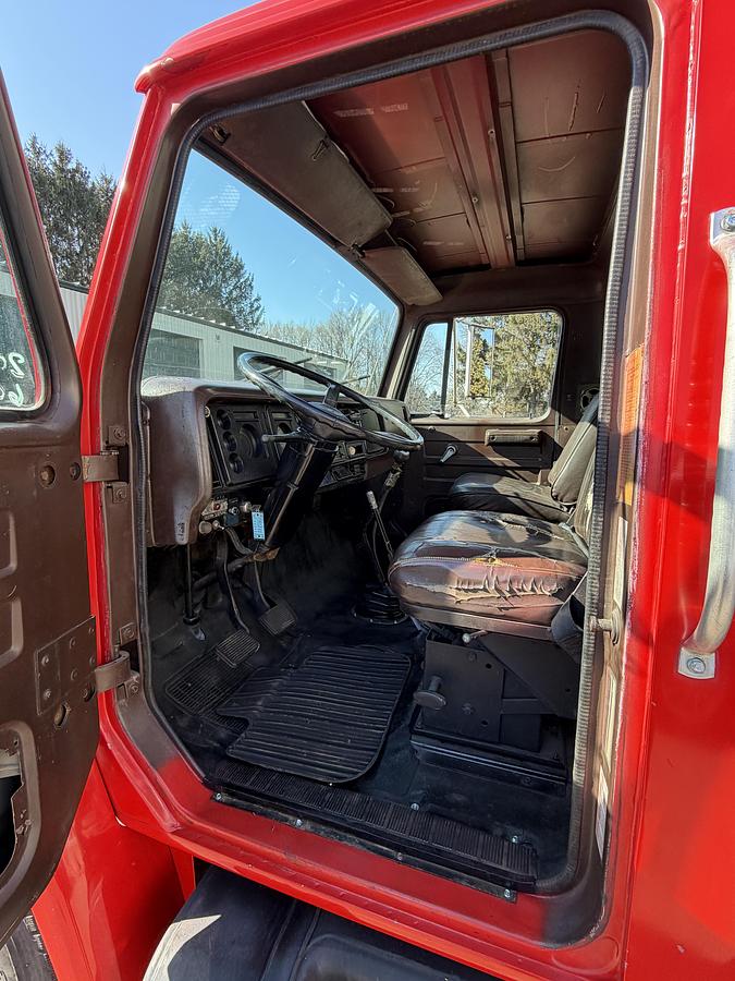 Used 1987 International 1654