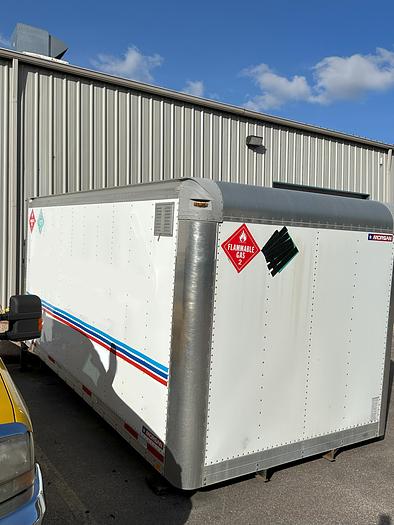 Used 2012 16' Morgan Cube Body w/ Tommy Lift Gate