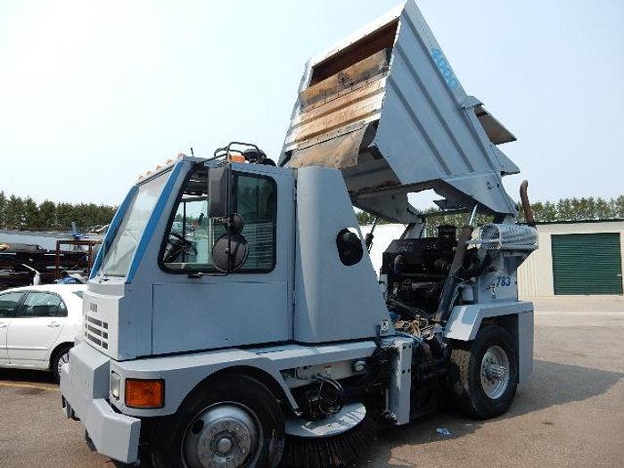 Used 1998 Johnston V-4000