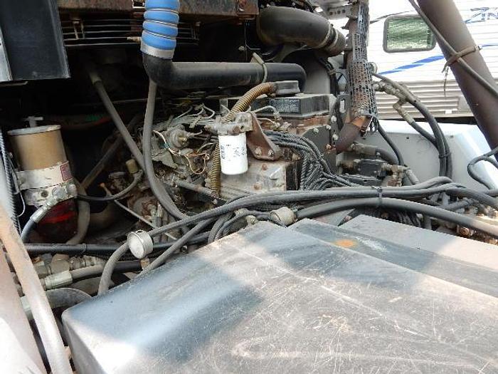 Used 1998 Johnston V-4000