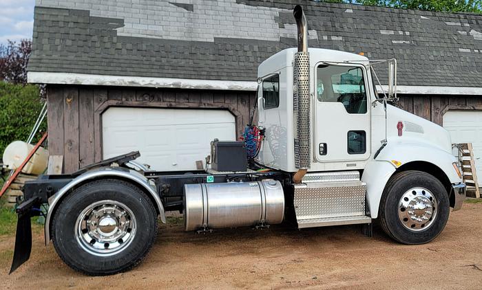 Used 2016 Kenworth T-370