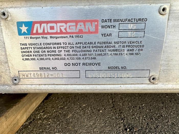 Used 2012 16' Morgan Cube Body w/ Tommy Lift Gate