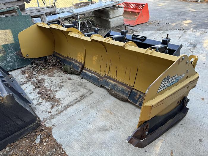 Used HLA Razor RZ4500 Snow Pusher