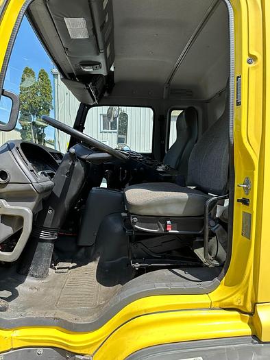 Used 2009 GMC T-7500