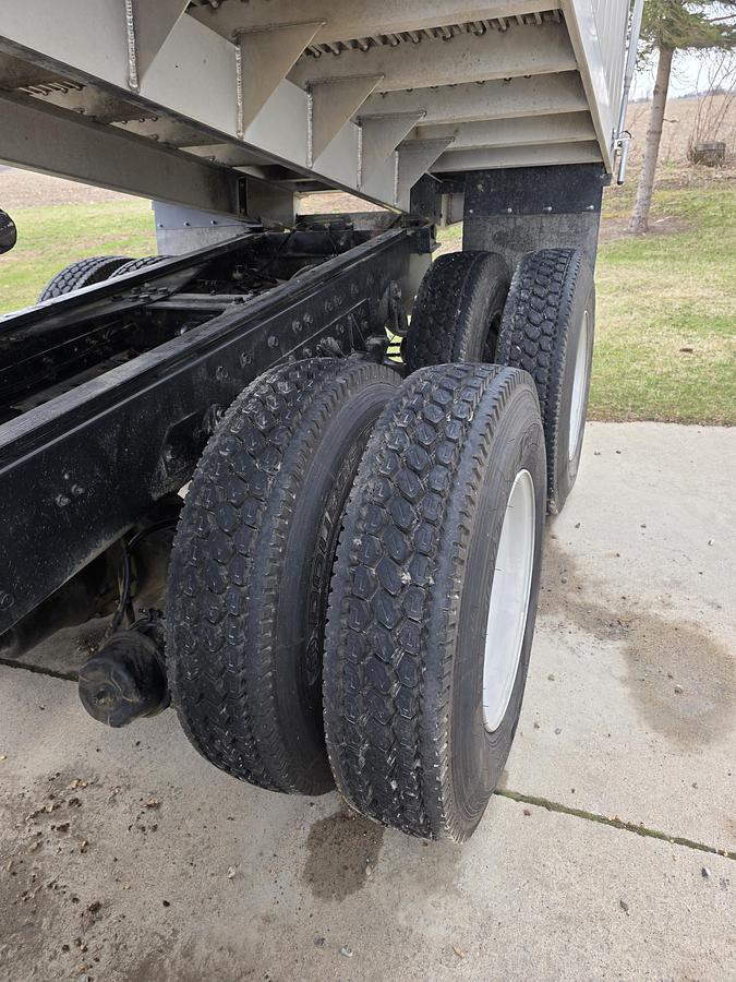 Used 2006 International 7600