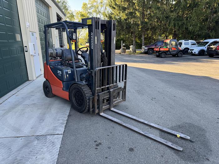 Used 2014 Doosan G25E-5