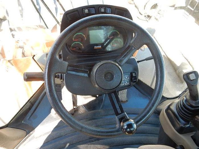 Used 2013 CASE 621-F