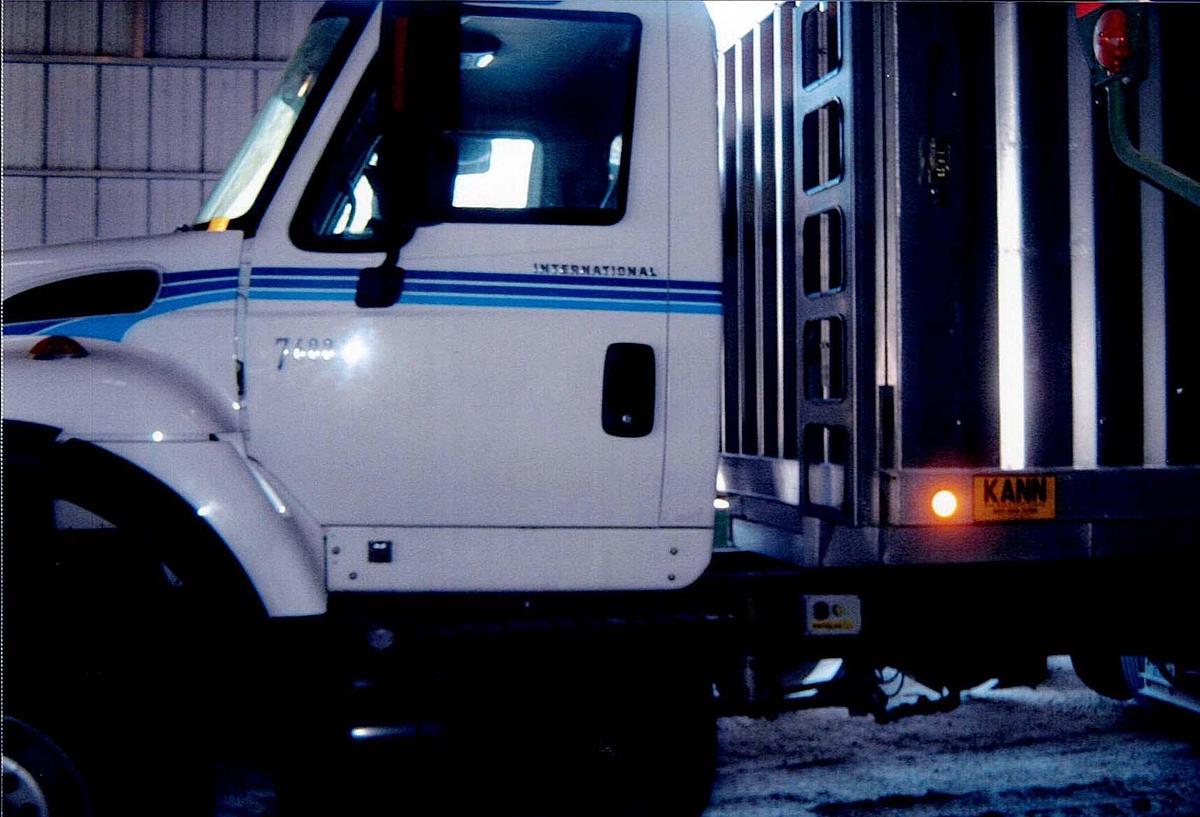 Used 2006 International 7600