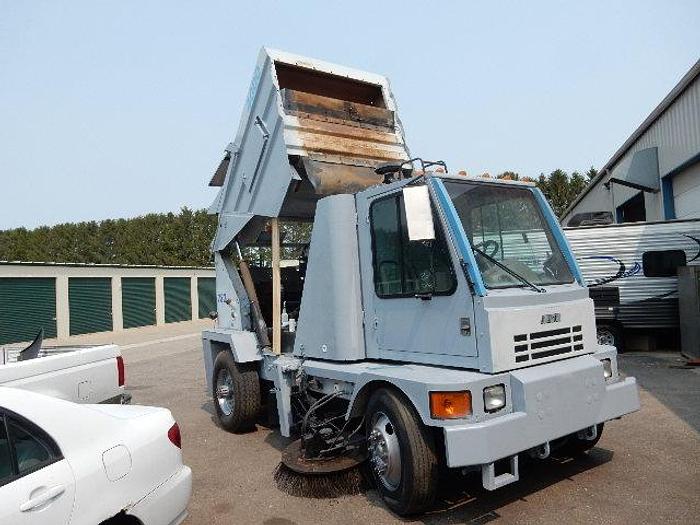 Used 1998 Johnston V-4000