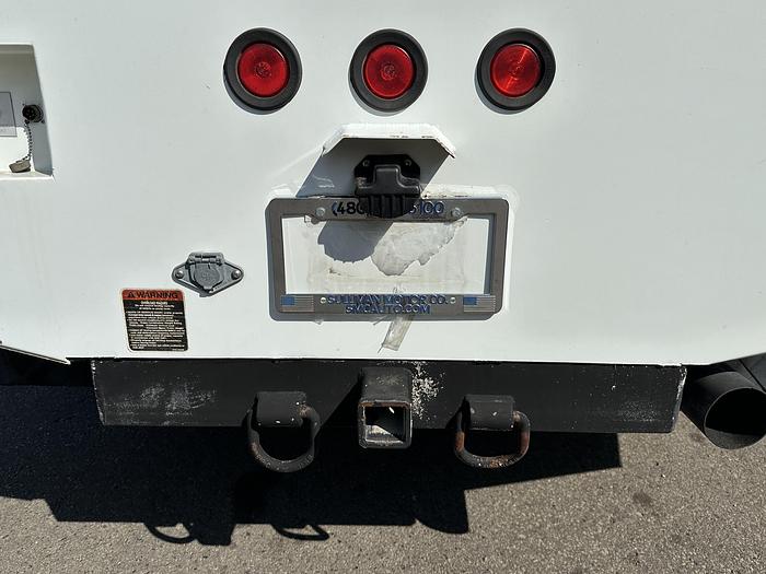 Used 2004-2005 International 4300