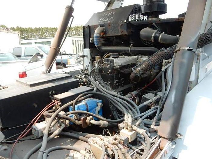 Used 1998 Johnston V-4000