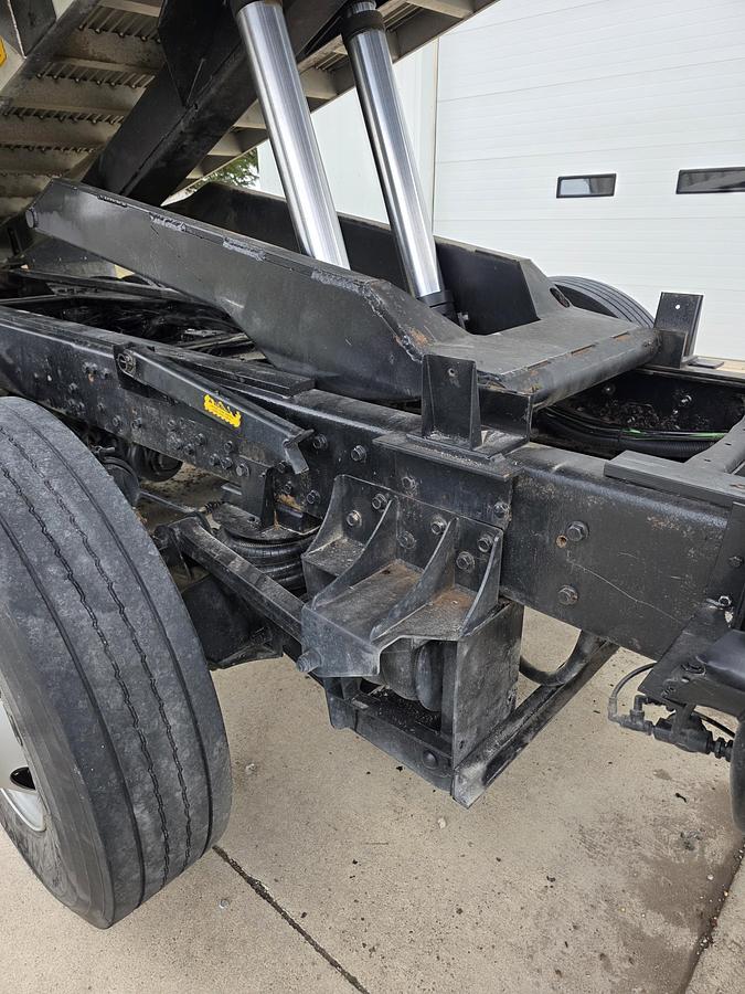 Used 2006 International 7600