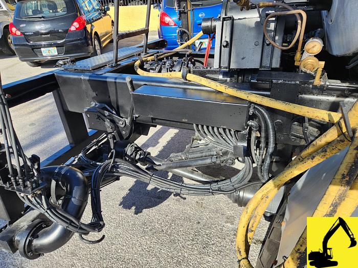 Used 2008 International 7300 Etnyre Centennial asphalt dist