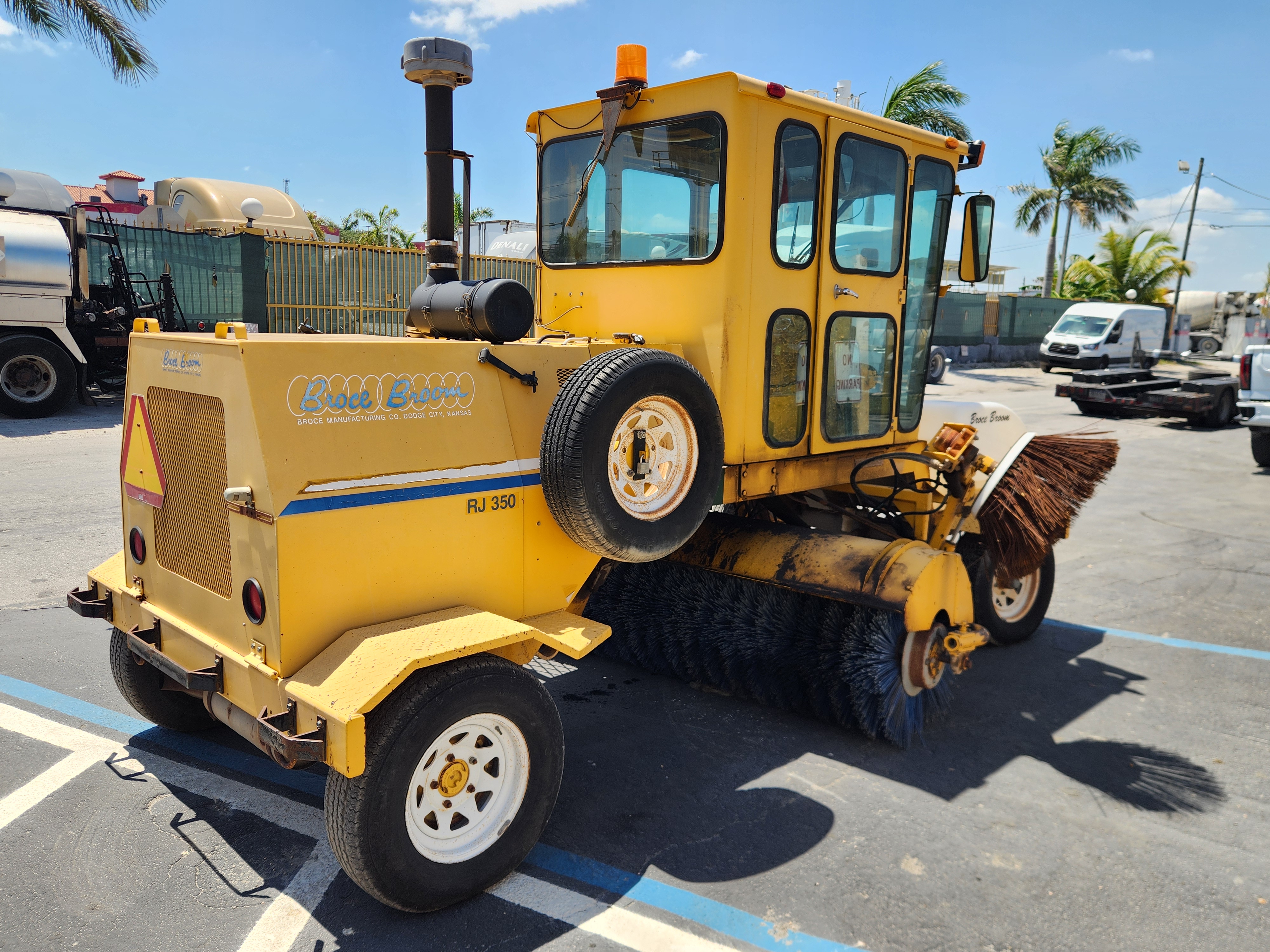 Used Broce RJ350 sweeper 