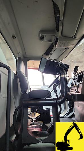 Refurbished 2014 Etnyre Centennial-II 2000gls International Workstar