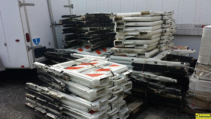 Used Traffic safety devices, Arrow boards & Cones