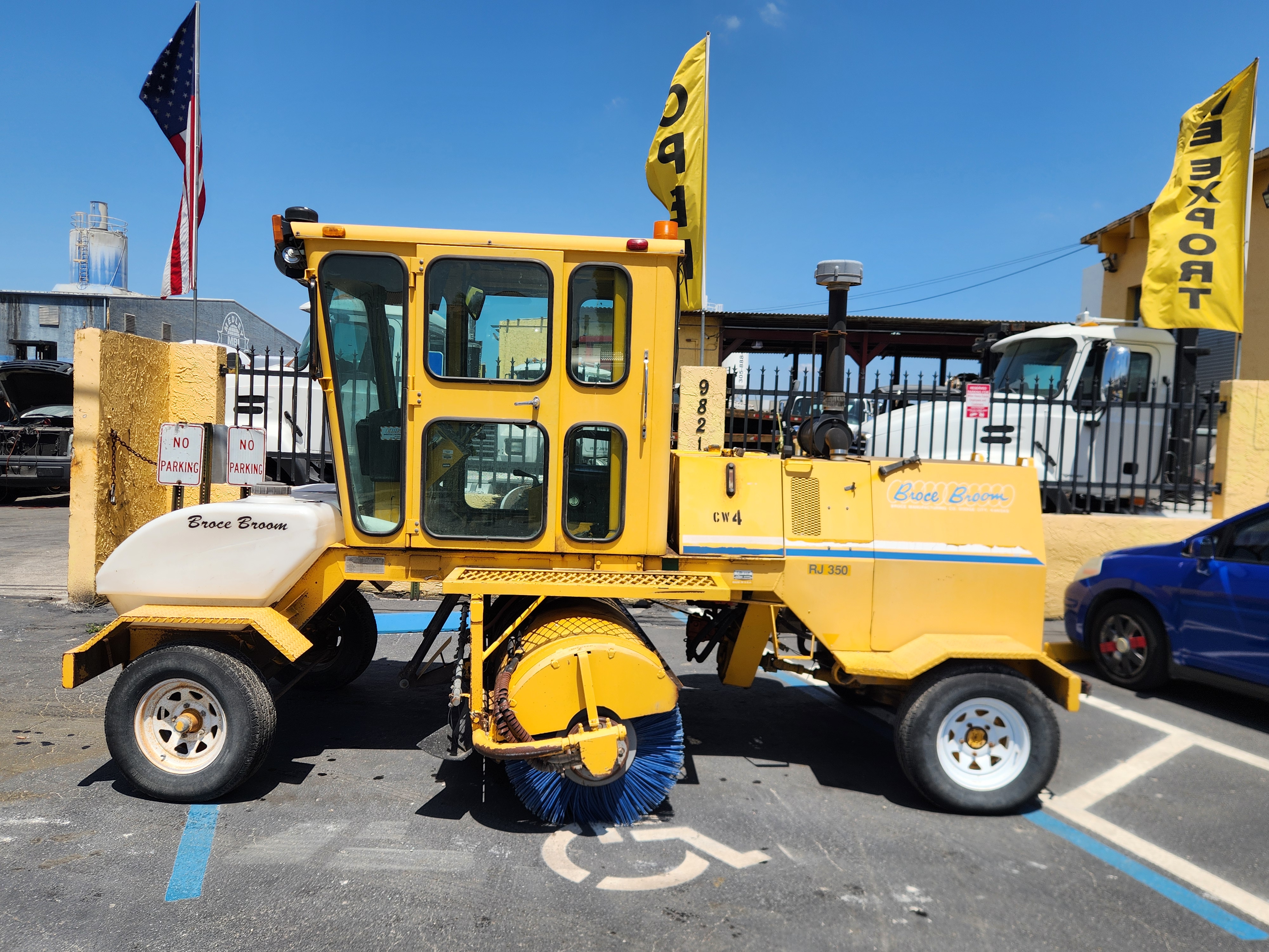 Used Broce RJ350 sweeper 
