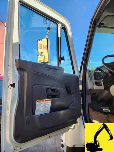 Used 2008 International 7300 Etnyre Centennial asphalt dist