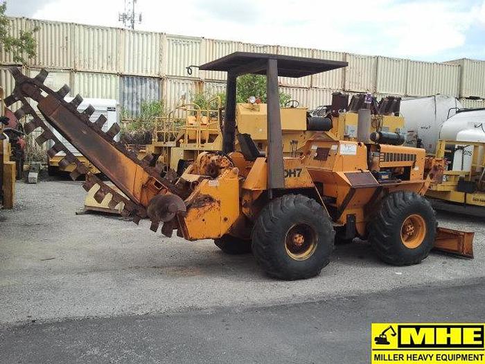 Used CASE DH7 TRENCHER