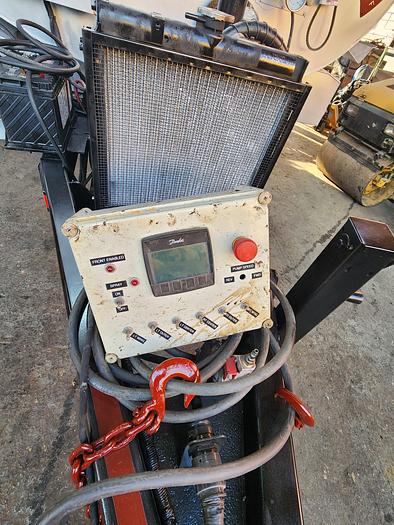 Used Mauldin 1000gls asphalt distributor trailer