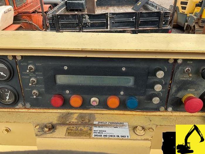 Used Bomag BW266AD double drum roller