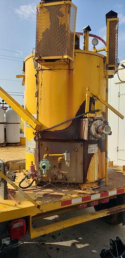 Used Lafarge Thermoplastic Kettle Trailer