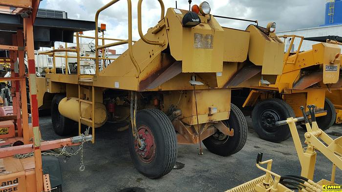 Used ETNYRE K chip spreader