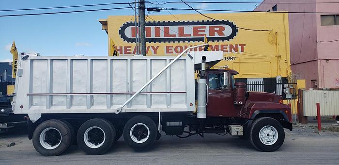 Used 2004 Mack RD Dump Truck