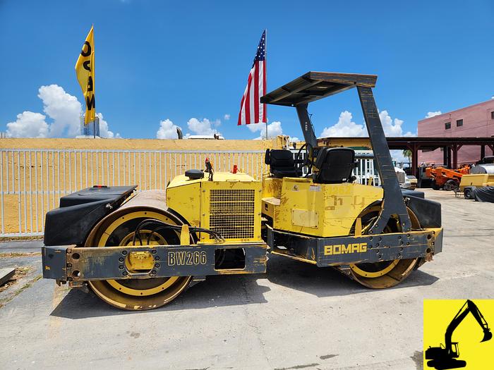 Used Bomag BW266AD double drum roller