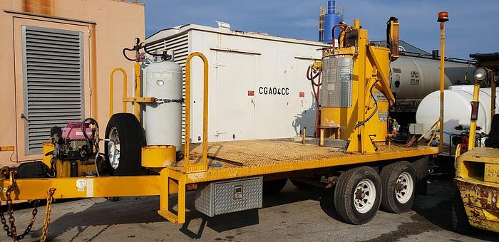 Used Lafarge Thermoplastic Kettle Trailer