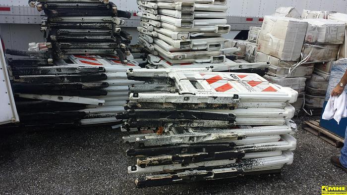 Used Traffic safety devices, Arrow boards & Cones