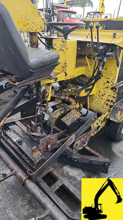 Used 2009 Neal Mfg. D350