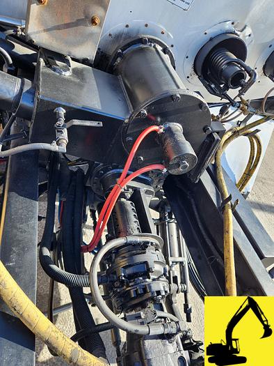 Used 2008 International 7300 Etnyre Centennial asphalt dist