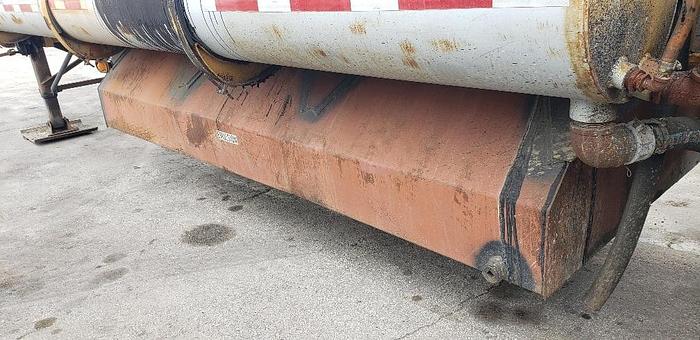 Used Etnyre Aggregate Feeder Trailer