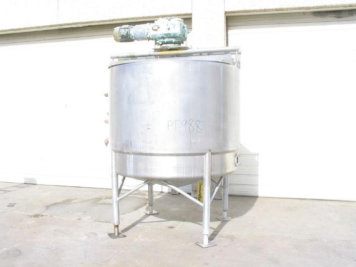 Used 1000 GALLON PROCESSOR TANK