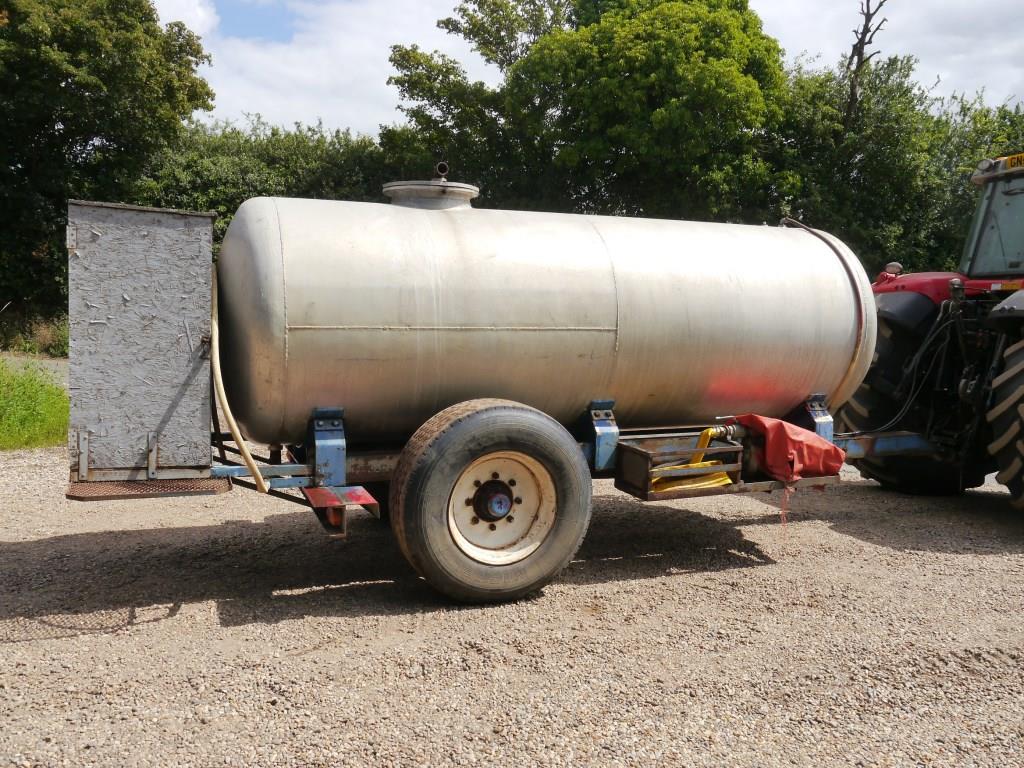 Used 3000L Sprayer Bowser