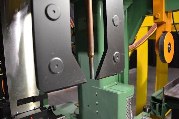 ABCM-1250
CNC Beam Coping Machine
Type of Thermal Cutting: Oxy-Fuel