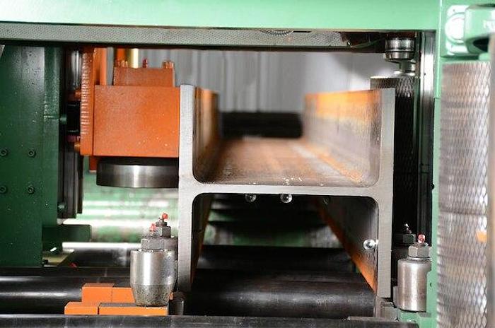 Peddi XDM-630
CNC Drill Saw Line
Carbide 3 Spindle Drill