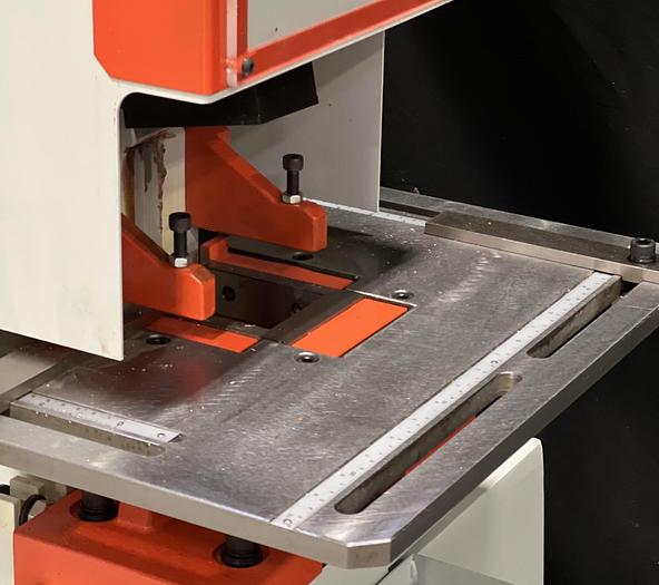 Sunrise IW-110S – Hydraulic Ironworker