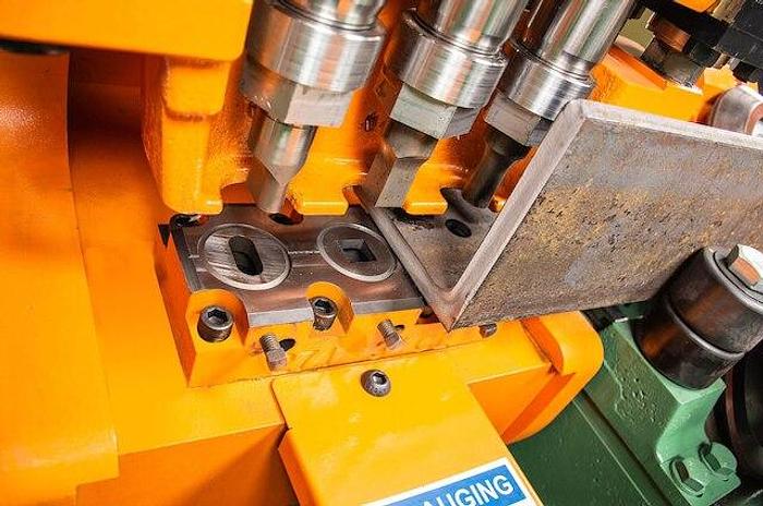 Anglemaster-663
Angle Line
Angle Capacity: 6.3" x 6.3" x 3/4"