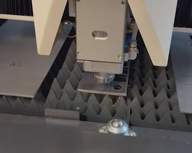 SPACE SAVER 5'x10' | 3000W - 6000W | Fiber Laser for Metal Sheet Cutting